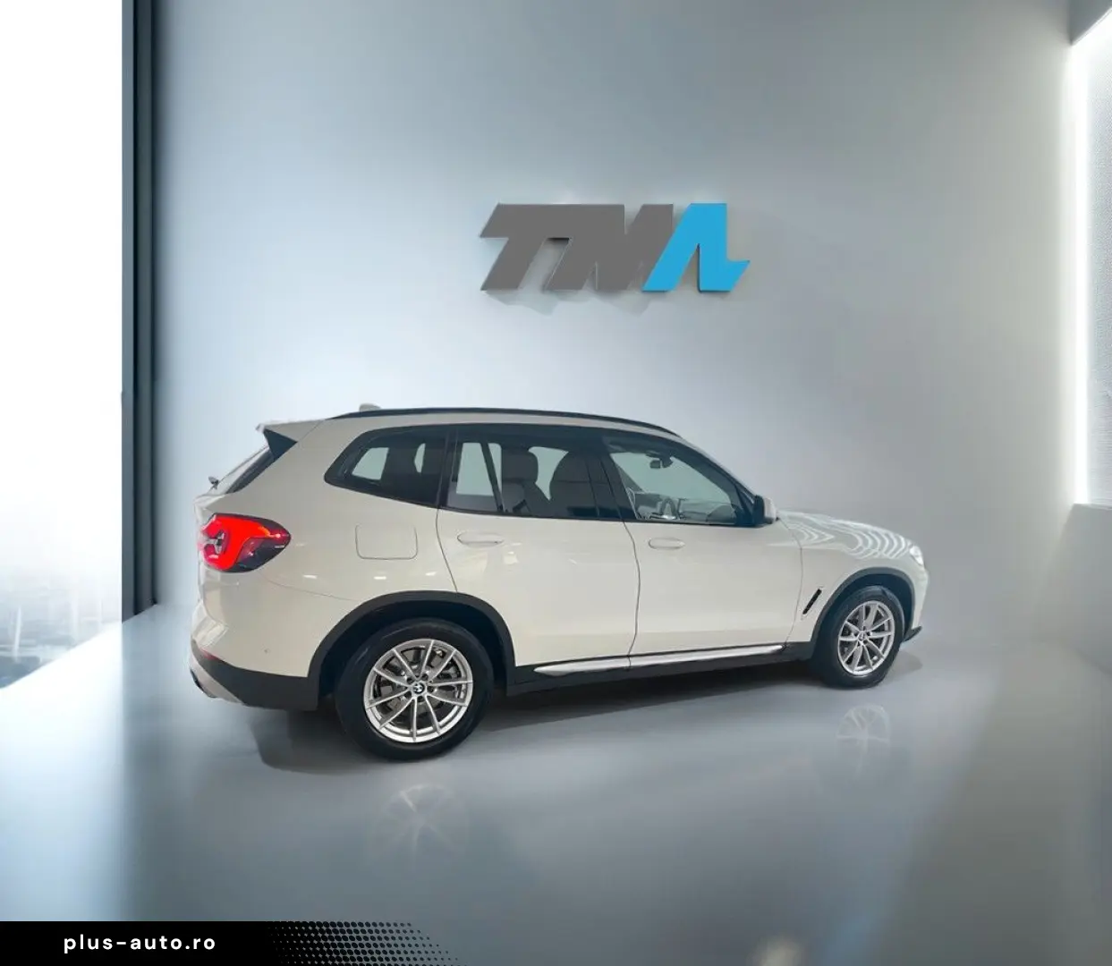 BMW X3xD20d LASER AHK Komfortz. STANDHEIZ.Unfallfrei