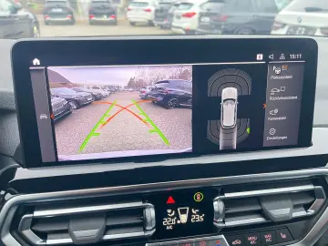 BMW X3xD20d LASER AHK Komfortz. STANDHEIZ.Unfallfrei