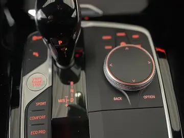 BMW X3xD20d LASER AHK Komfortz. STANDHEIZ.Unfallfrei