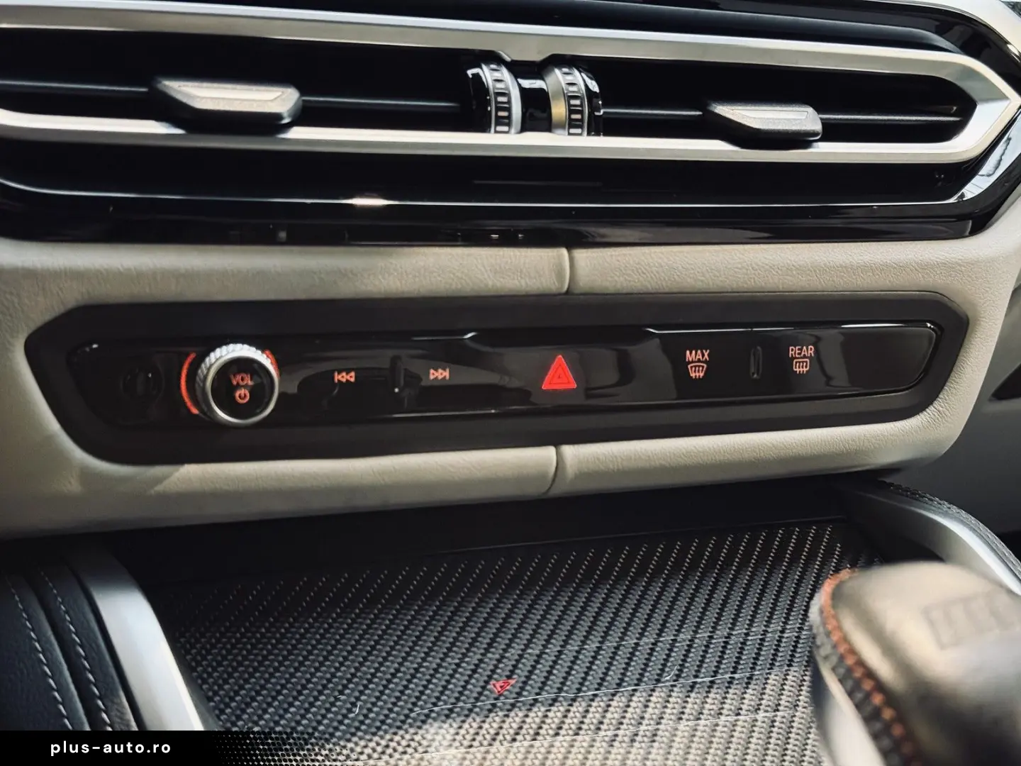 BMW M3 xDrive Competition 1.HD DRIVERS LIVE H&K LASE