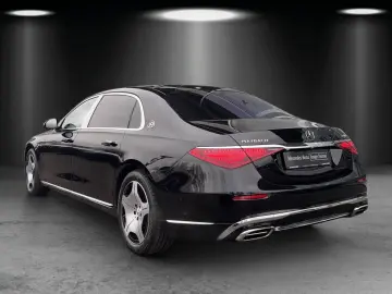 MERCEDES-BENZ S 680 Maybach HighEndInterieur FirstClass