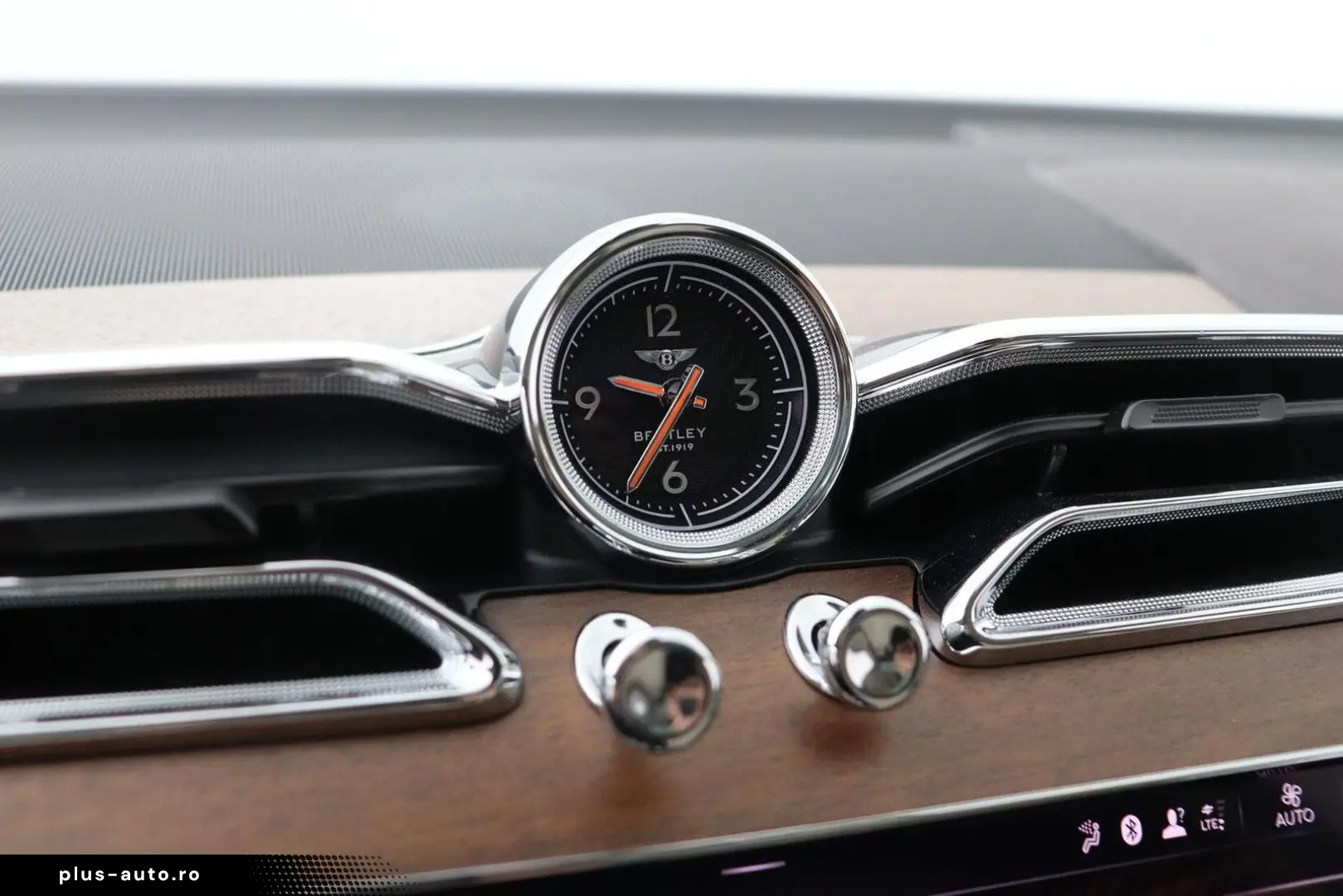 BENTLEY Bentayga 3.0 V6 Hybrid Azure   Massage Ventilati