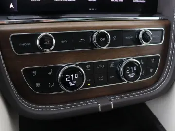 BENTLEY Bentayga 3.0 V6 Hybrid Azure   Massage Ventilati