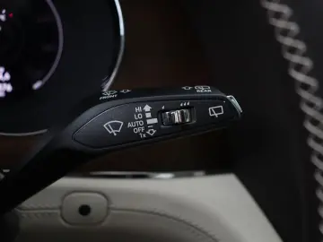 BENTLEY Bentayga 3.0 V6 Hybrid Azure   Massage Ventilati