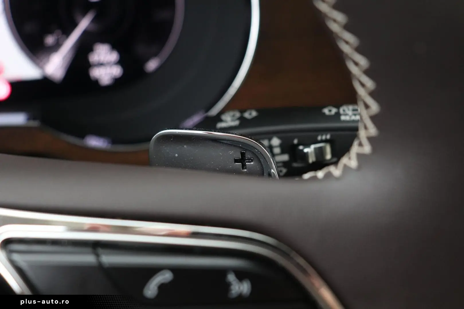 BENTLEY Bentayga 3.0 V6 Hybrid Azure   Massage Ventilati