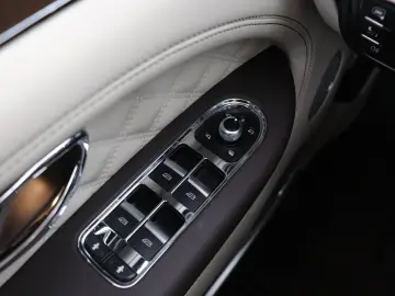 BENTLEY Bentayga 3.0 V6 Hybrid Azure   Massage Ventilati