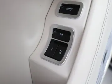 BENTLEY Bentayga 3.0 V6 Hybrid Azure   Massage Ventilati