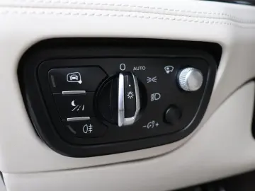 BENTLEY Bentayga 3.0 V6 Hybrid Azure   Massage Ventilati