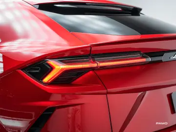 LAMBORGHINI Lamborghini Urus   B&O  PARK  Off  Carbon