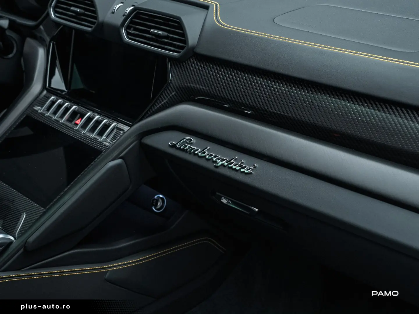 LAMBORGHINI Lamborghini Urus   B&O  PARK  Off  Carbon