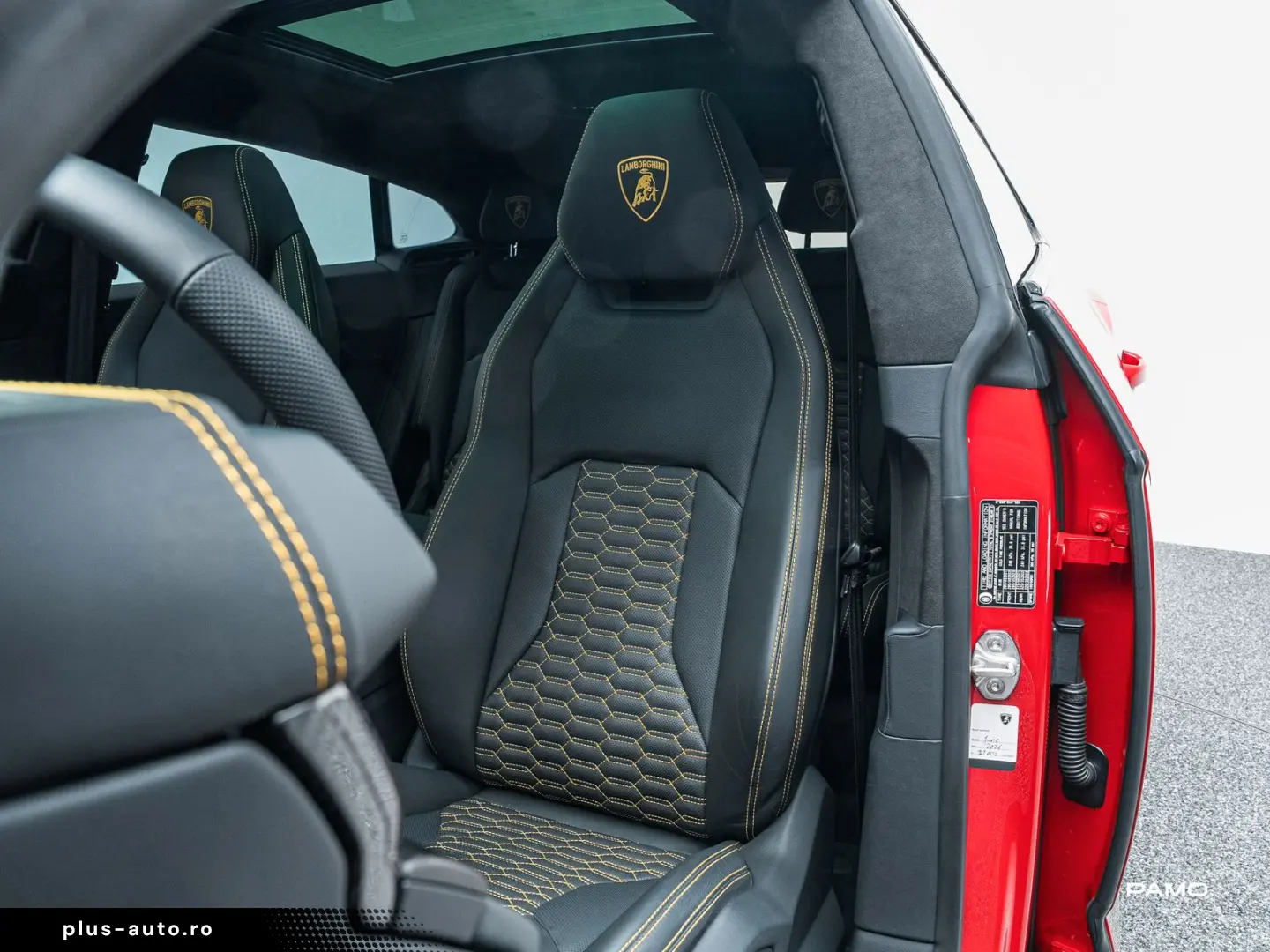 LAMBORGHINI Lamborghini Urus   B&O  PARK  Off  Carbon