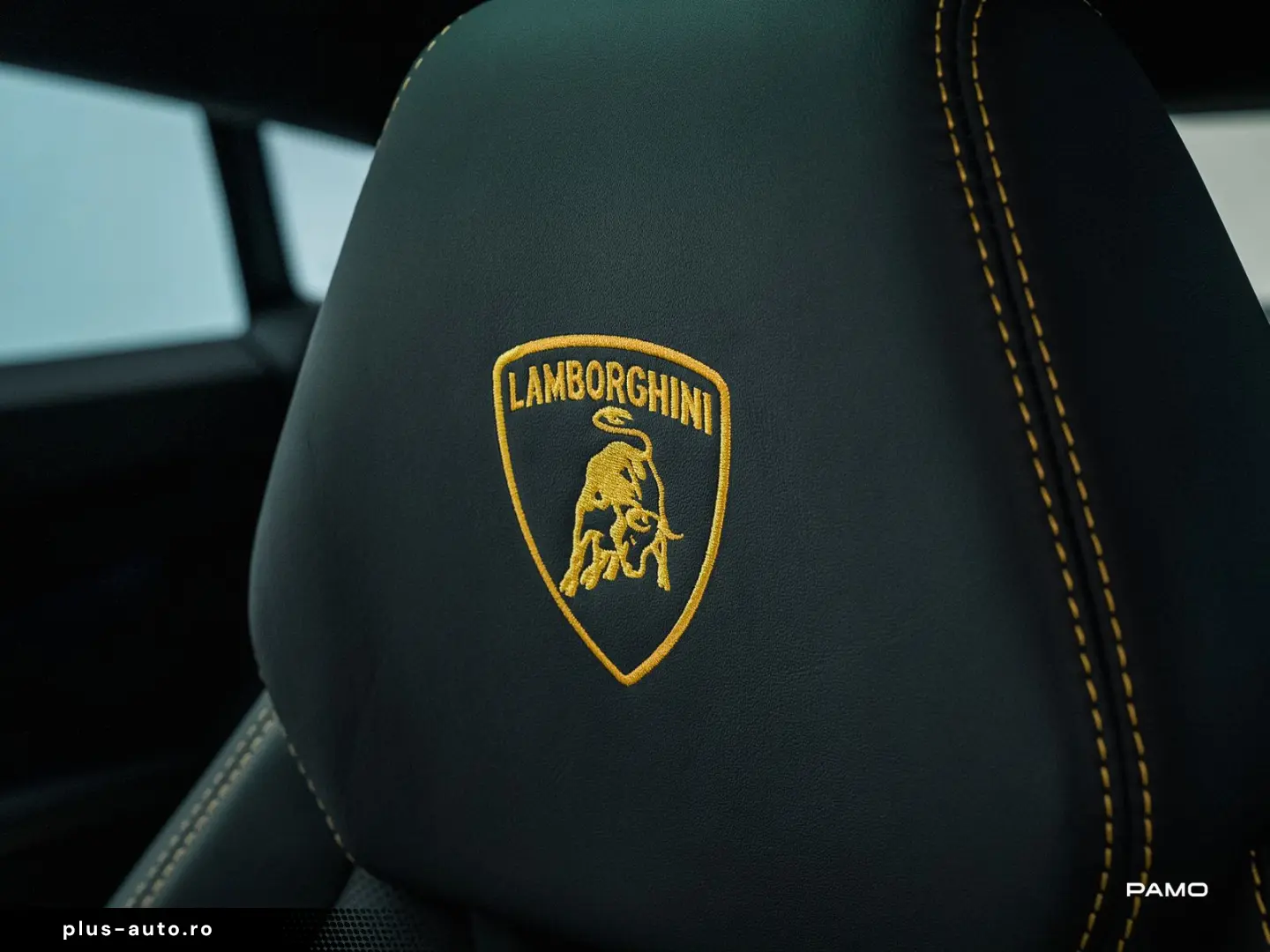 LAMBORGHINI Lamborghini Urus   B&O  PARK  Off  Carbon