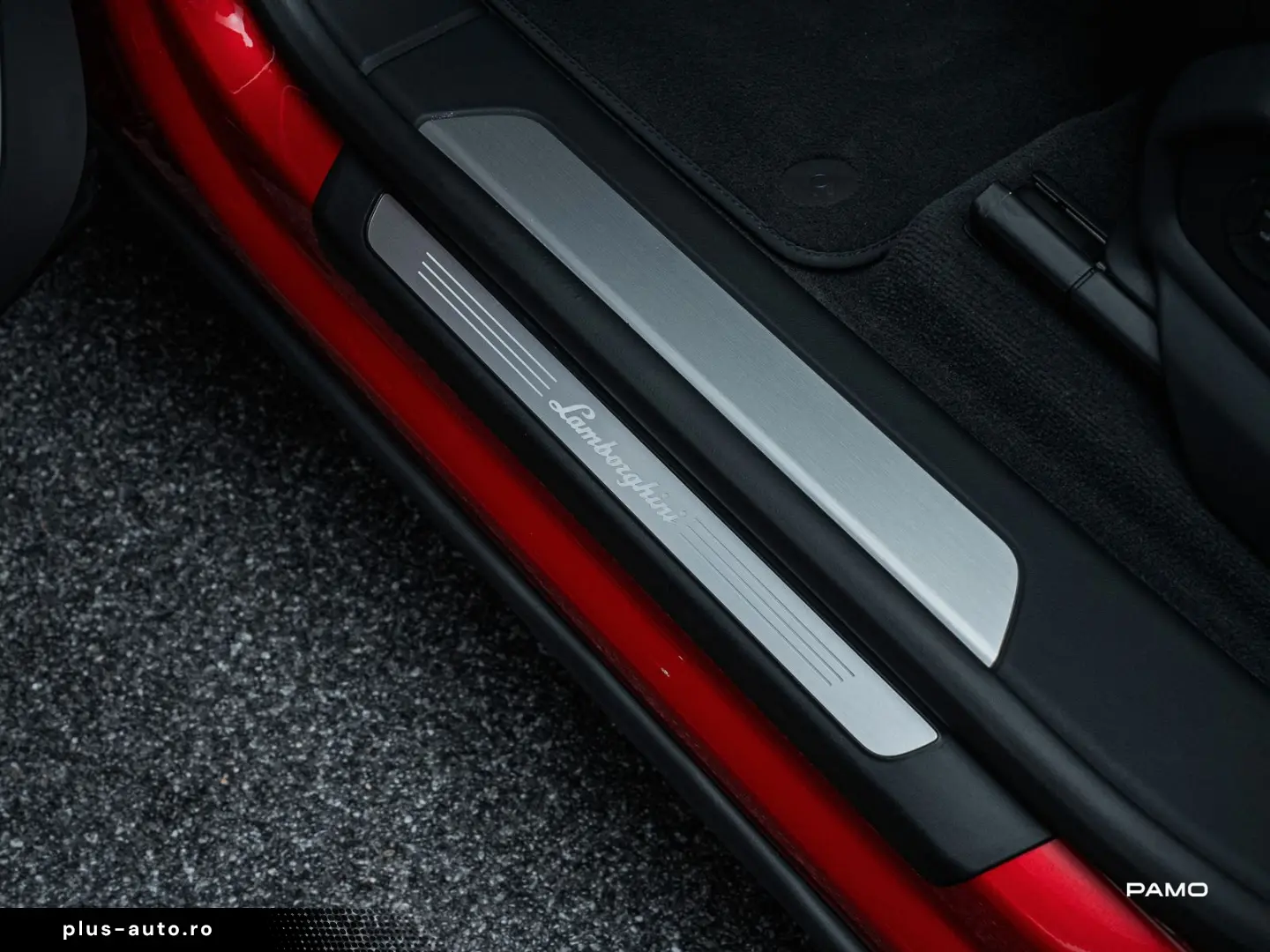 LAMBORGHINI Lamborghini Urus   B&O  PARK  Off  Carbon