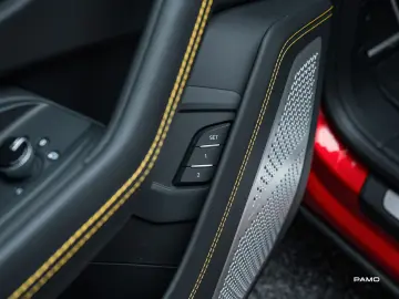 LAMBORGHINI Lamborghini Urus   B&O  PARK  Off  Carbon