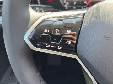 VW Touareg Elegance 4Motion 3.0 V6 TDI AHK Navi IQ.