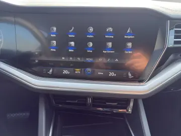 VW Touareg Elegance 4Motion 3.0 V6 TDI AHK Navi IQ.