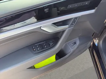 VW Touareg Elegance 4Motion 3.0 V6 TDI AHK Navi IQ.