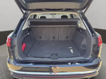 VW Touareg Elegance 4Motion 3.0 V6 TDI AHK Navi IQ.