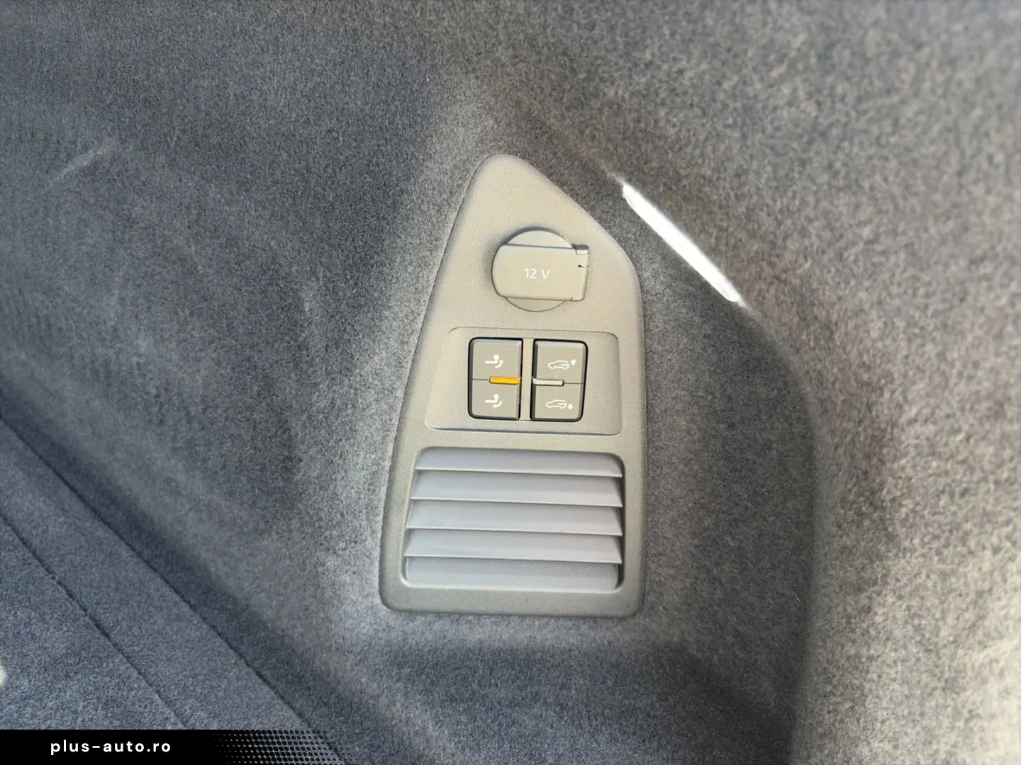 VW Touareg Elegance 4Motion 3.0 V6 TDI AHK Navi IQ.