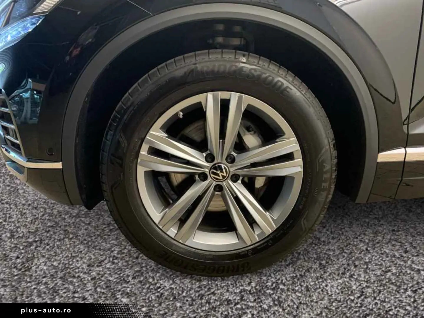 VW Touareg Elegance TDI AHK STDHZ LUFT MATRIX LEDER