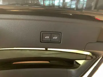 VW Touareg Elegance TDI AHK STDHZ LUFT MATRIX LEDER