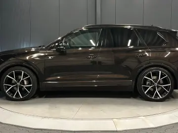 VW Touareg R-Line 4Motion  Black Style 22Zoll LUFT