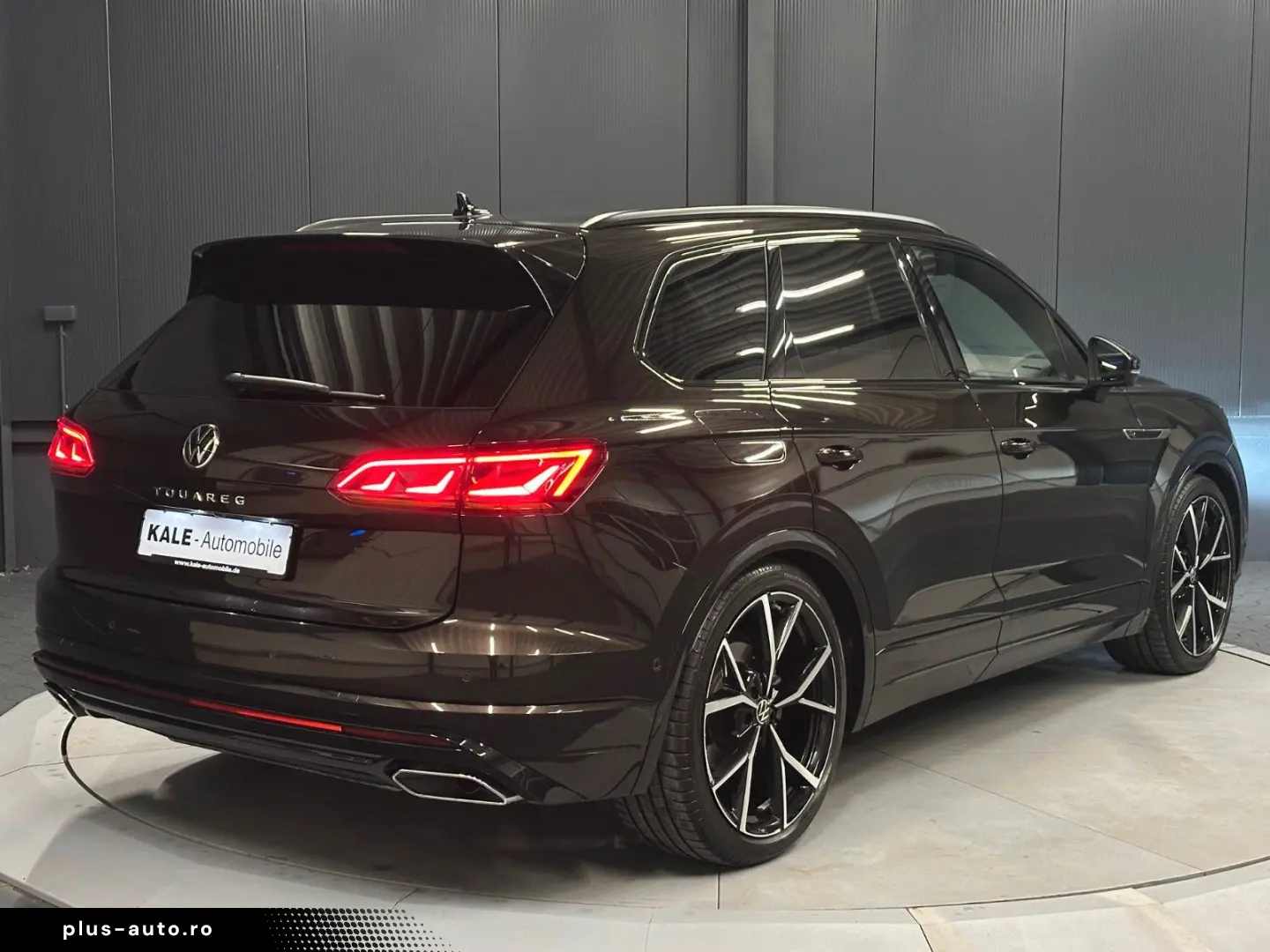 VW Touareg R-Line 4Motion  Black Style 22Zoll LUFT