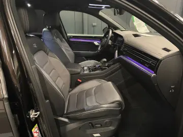 VW Touareg R-Line 4Motion  Black Style 22Zoll LUFT