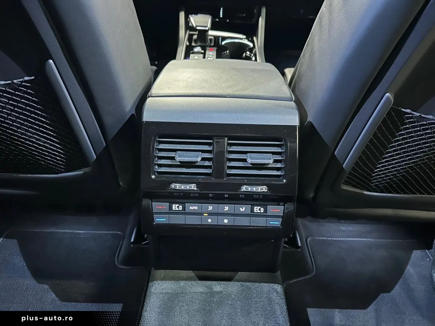 VW Touareg R-Line 4Motion  Black Style 22Zoll LUFT