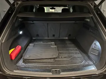 VW Touareg R-Line 4Motion  Black Style 22Zoll LUFT