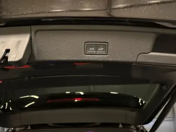 VW Touareg R-Line 4Motion  Black Style 22Zoll LUFT