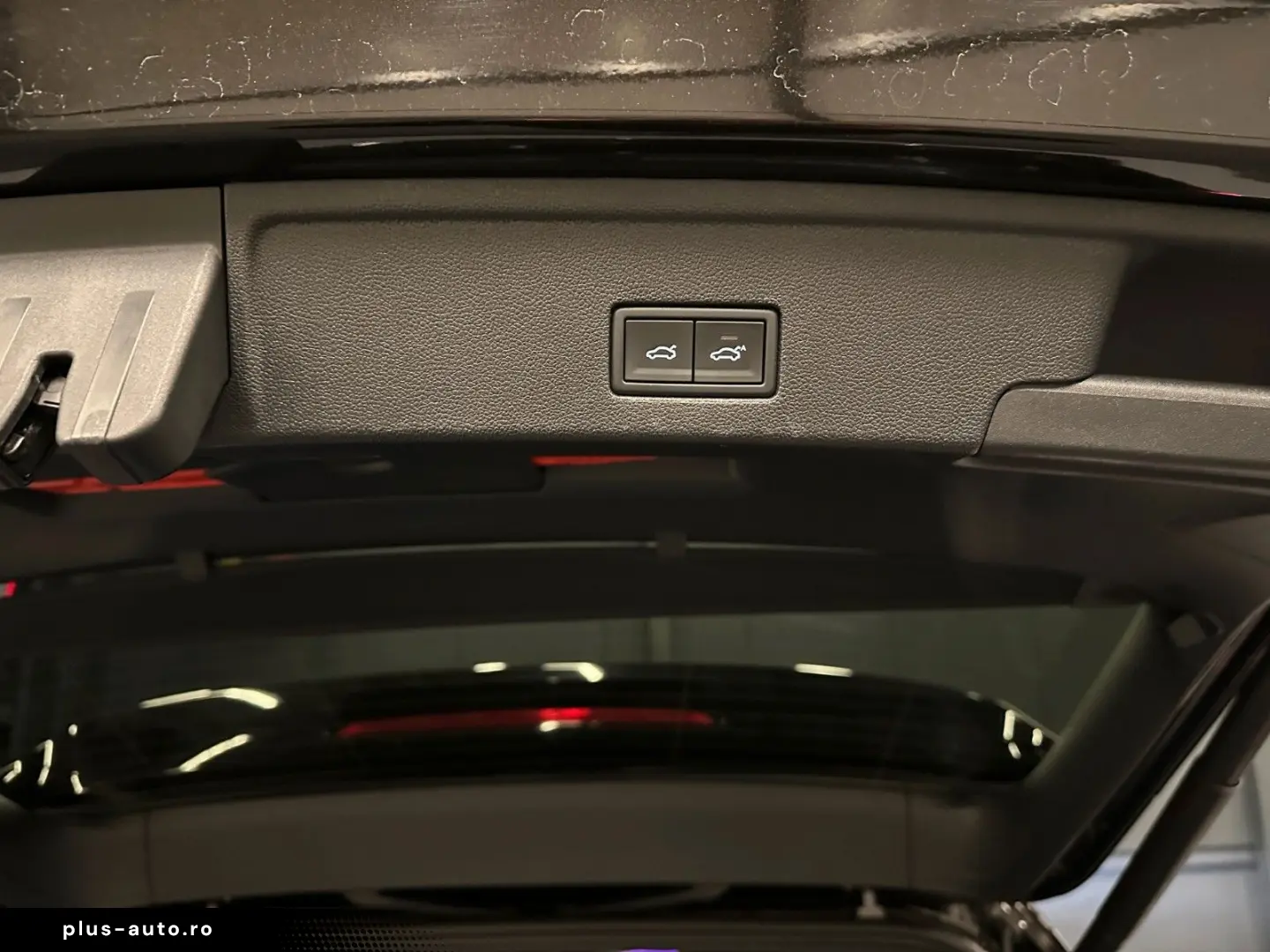 VW Touareg R-Line 4Motion  Black Style 22Zoll LUFT