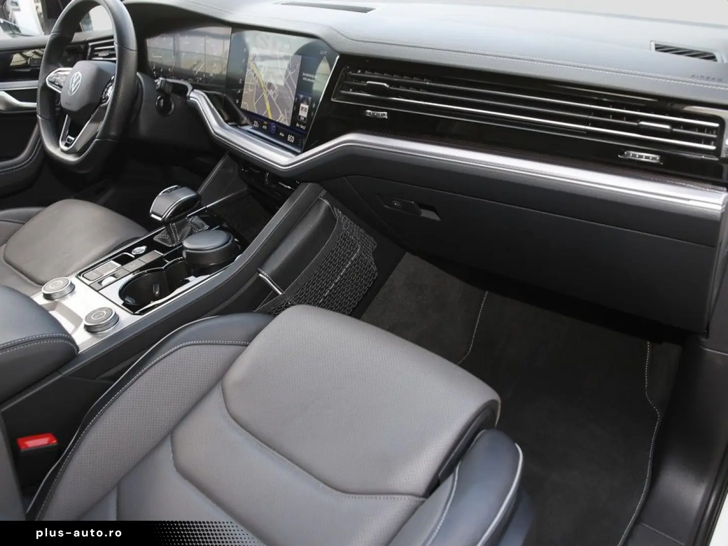 VW Touareg 3.0 TDI R-Line 4Mo AHK RFK Luftfederung