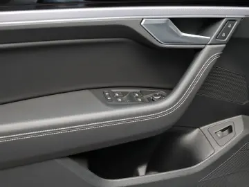 VW Touareg 3.0 TDI R-Line 4Mo AHK RFK Luftfederung