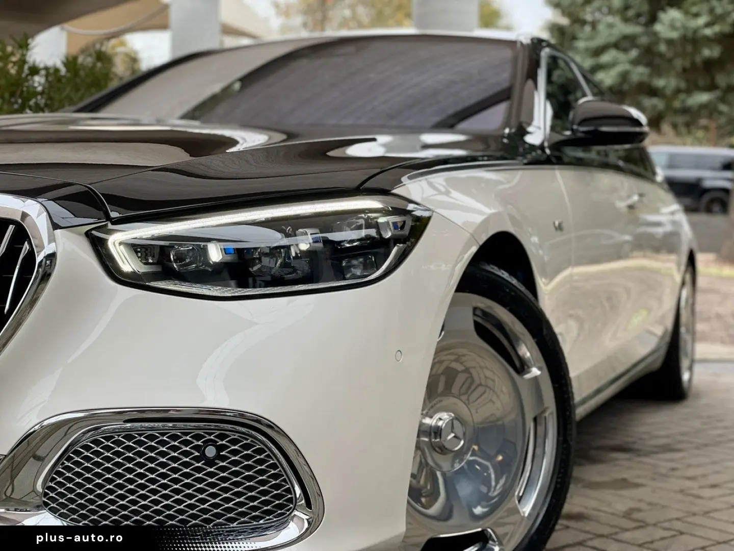 MERCEDES-BENZ S 680 Maybach Vollausstattung TV Kühlbox