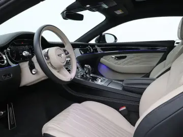 BENTLEY Continental GT 4.0 V8 Azure   Rotating Display