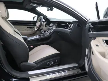 BENTLEY Continental GT 4.0 V8 Azure   Rotating Display