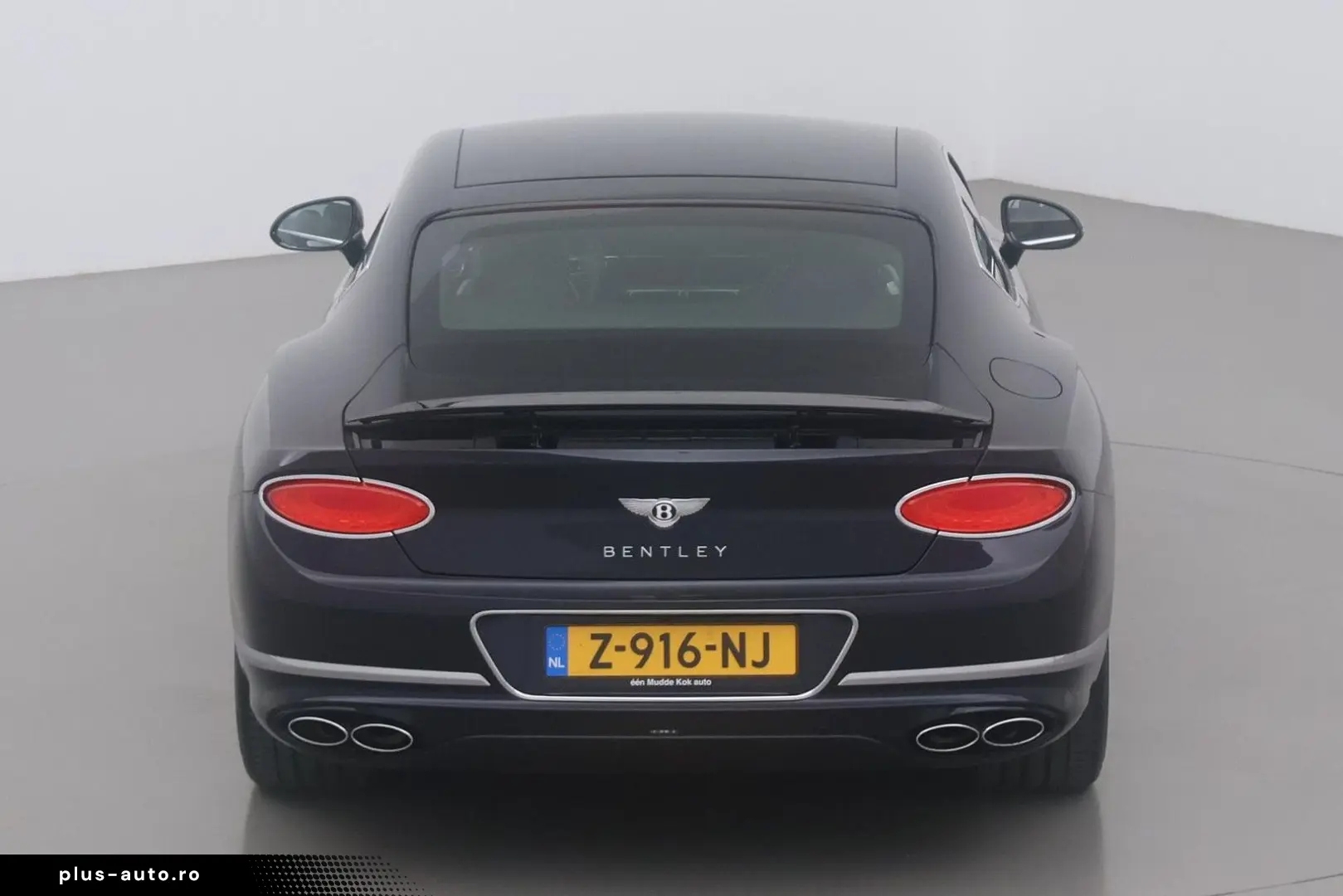 BENTLEY Continental GT 4.0 V8 Azure   Rotating Display