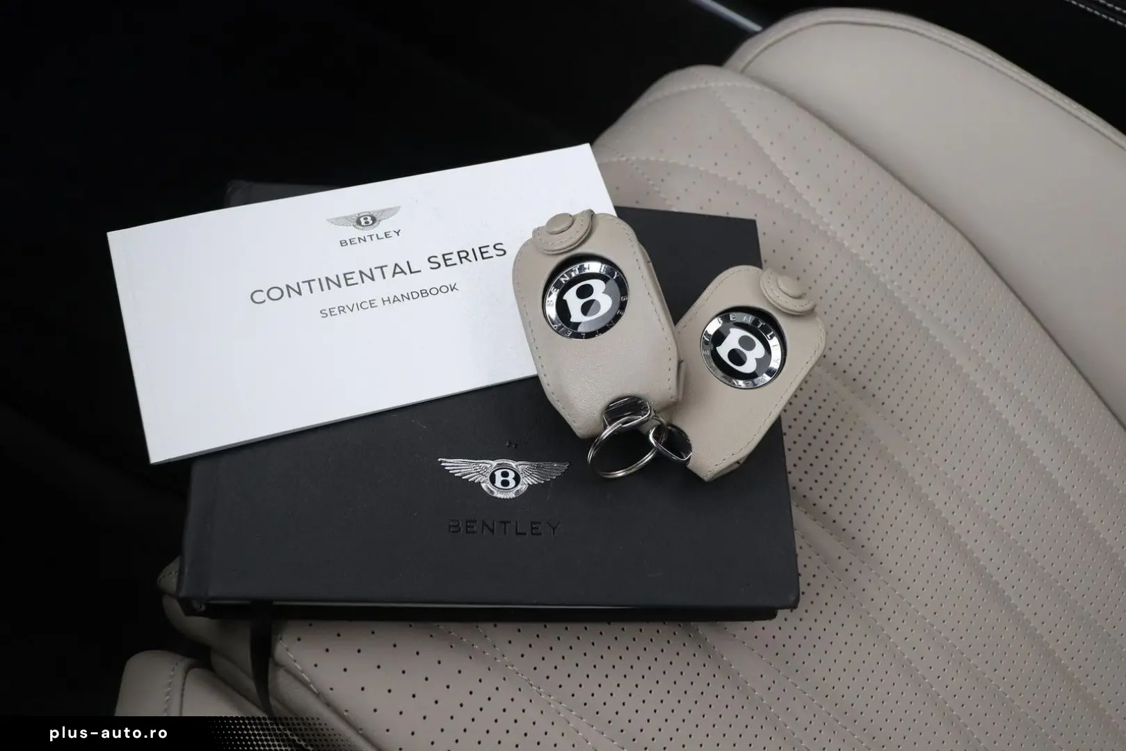 BENTLEY Continental GT 4.0 V8 Azure   Rotating Display