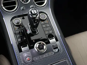 BENTLEY Continental GT 4.0 V8 Azure   Rotating Display