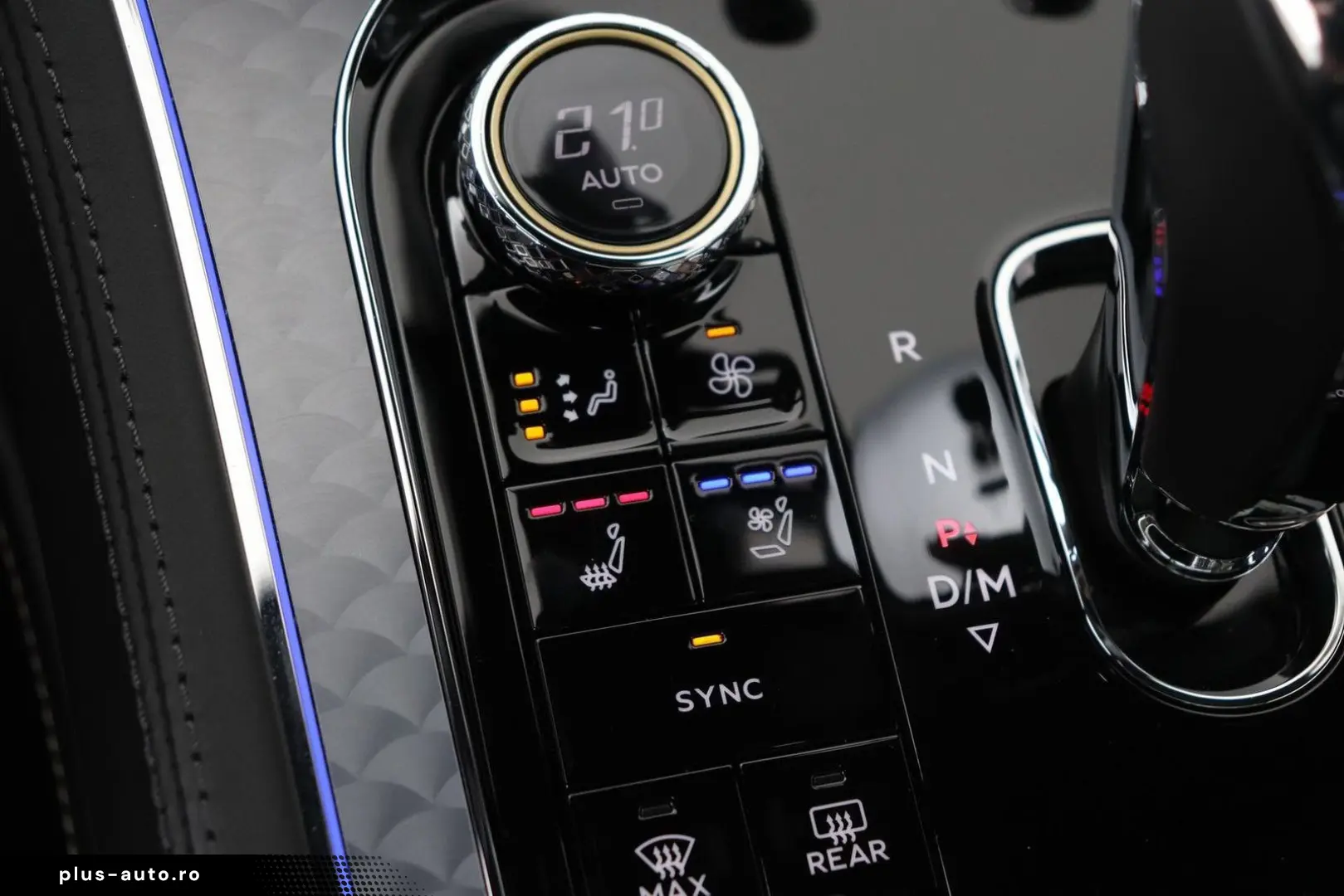 BENTLEY Continental GT 4.0 V8 Azure   Rotating Display