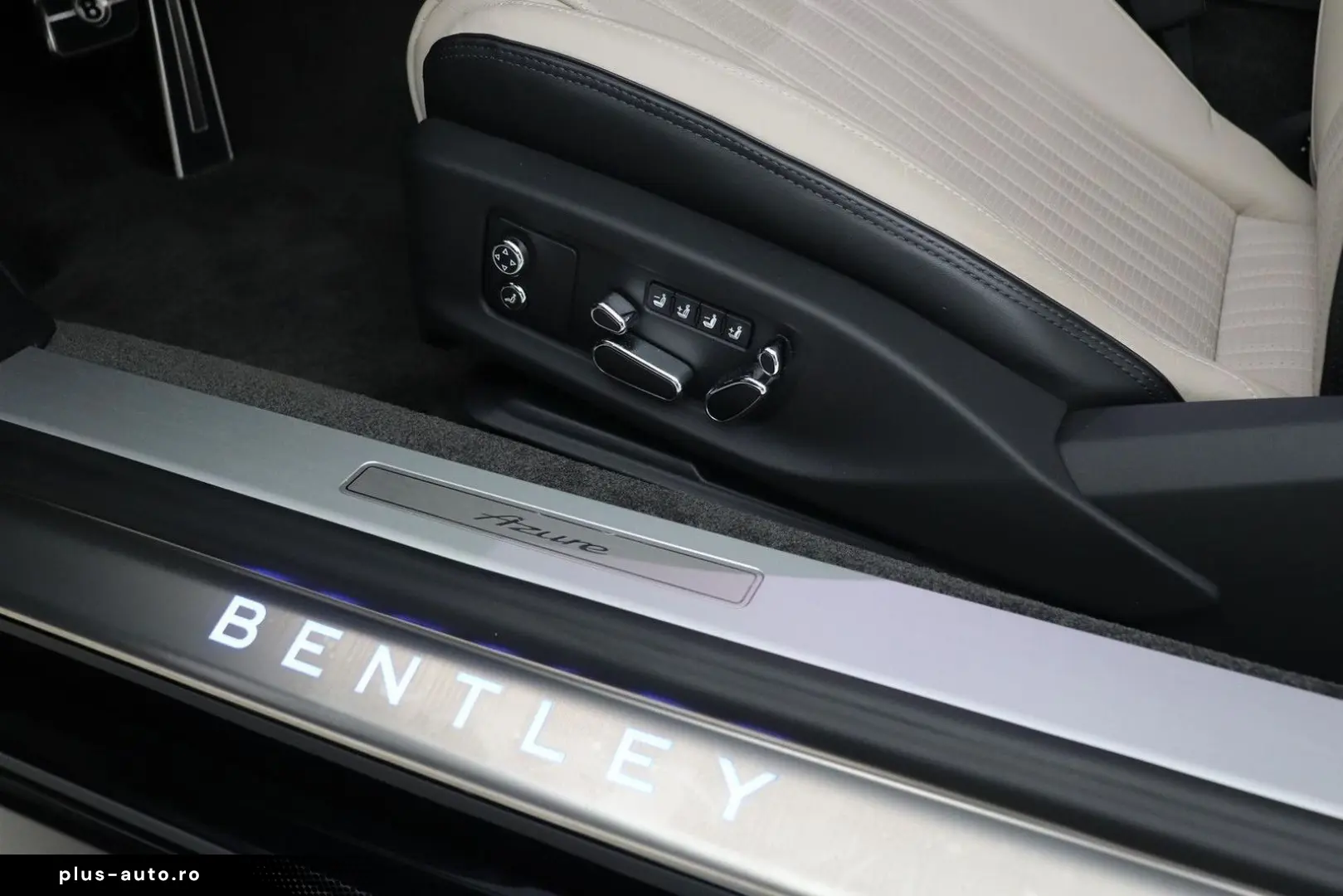 BENTLEY Continental GT 4.0 V8 Azure   Rotating Display