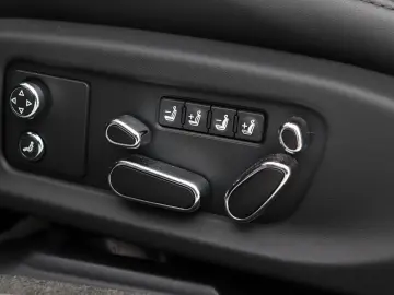 BENTLEY Continental GT 4.0 V8 Azure   Rotating Display