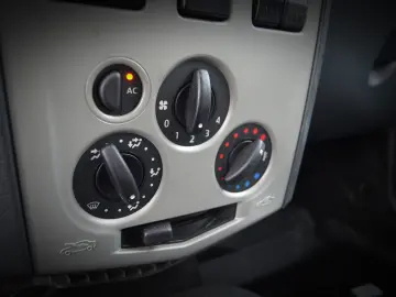 DACIA LOGAN VAN 1.5 DIESEL EURO 5