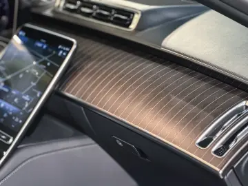 MERCEDES-BENZ S 580 Maybach Night Series Duotone Burmester4D