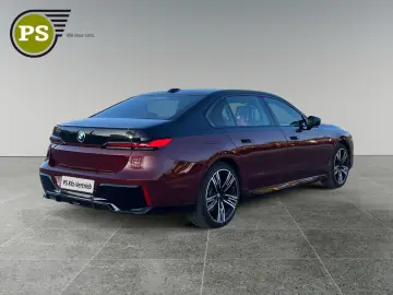 BMW 740 d xDrive M Sport Panorama TWO-TONE