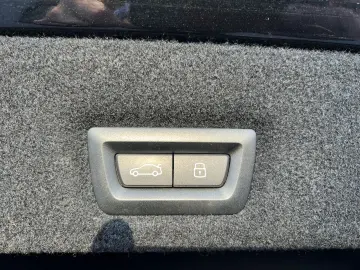 BMW 740 d xDrive M Sport Panorama TWO-TONE