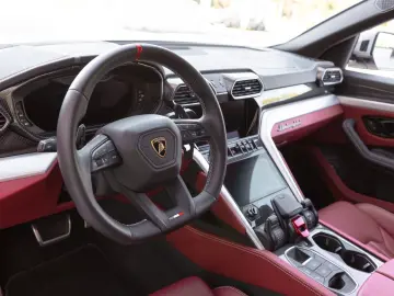 LAMBORGHINI Urus S   Carbon Interior   Night Vision