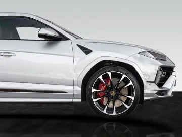 LAMBORGHINI Urus S   Carbon Interior   Night Vision