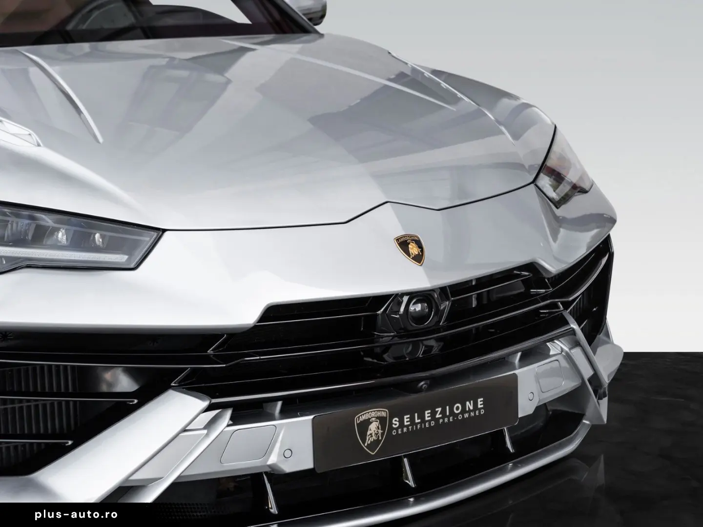 LAMBORGHINI Urus S   Carbon Interior   Night Vision